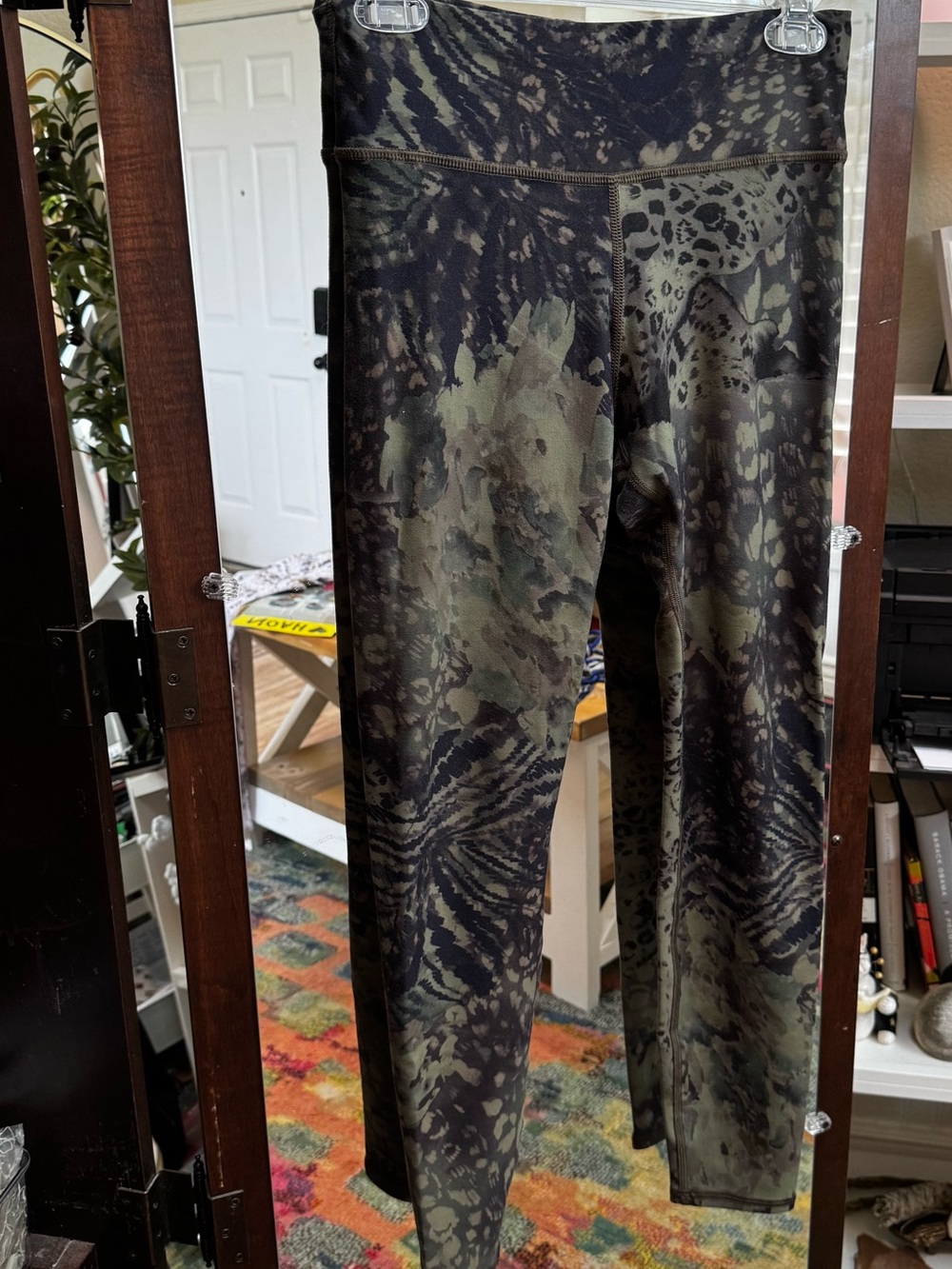 Savvi, Olive Green/Navy/Black Camouflage Animal Print Leggings, Medium